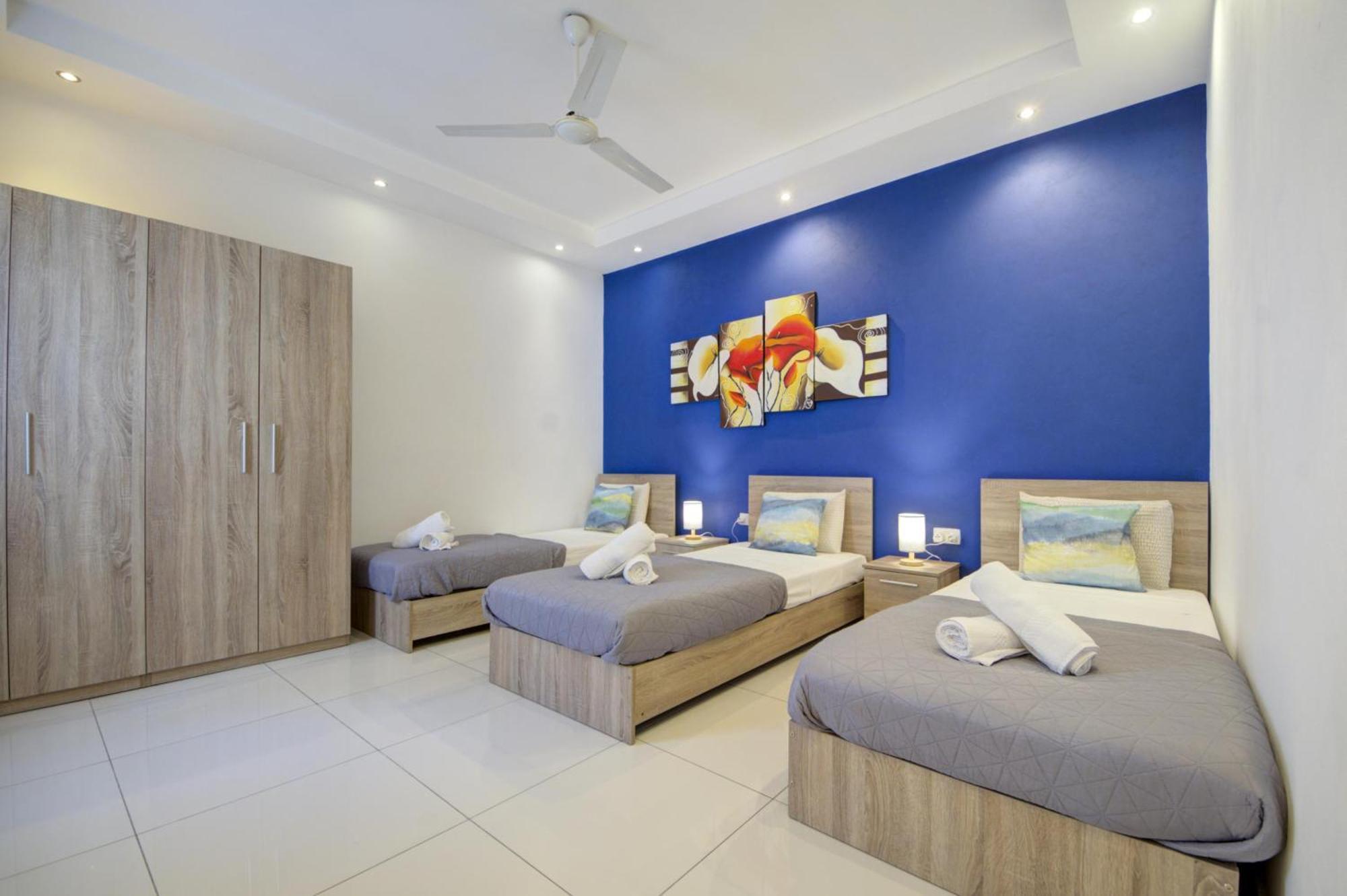 Sapphire Residences - 2 Bedroom With Views By Shortletsmalta Sliema