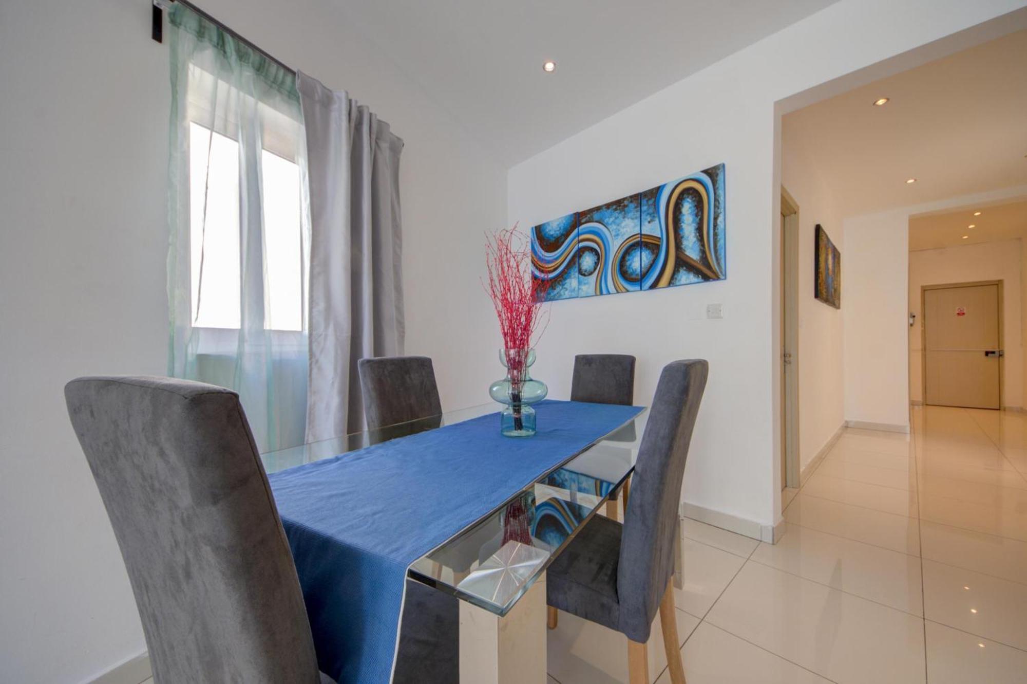 Sapphire Residences - 2 Bedroom With Views By Shortletsmalta Appartement *