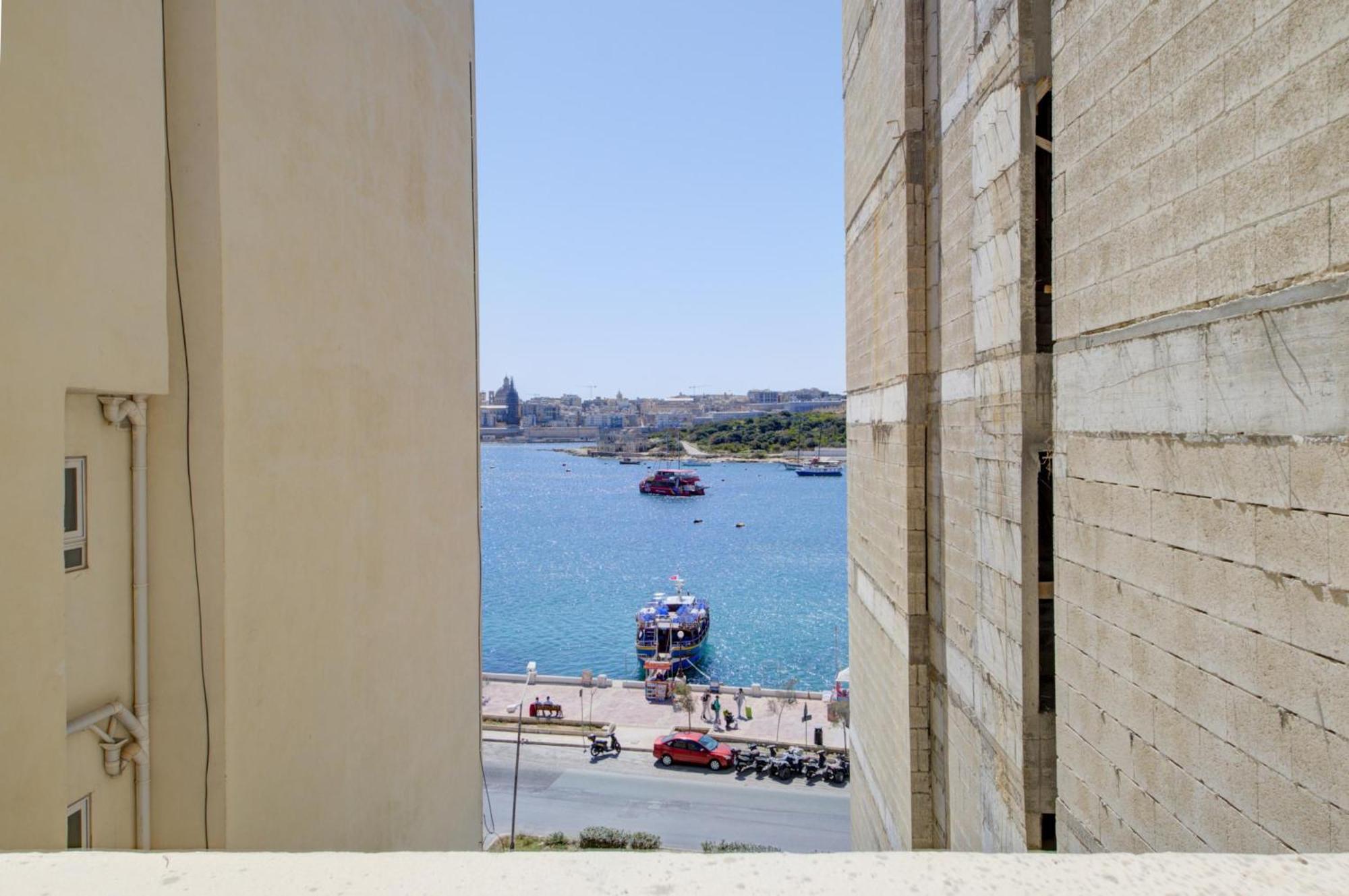Sapphire Residences - 2 Bedroom With Views By Shortletsmalta Appartement