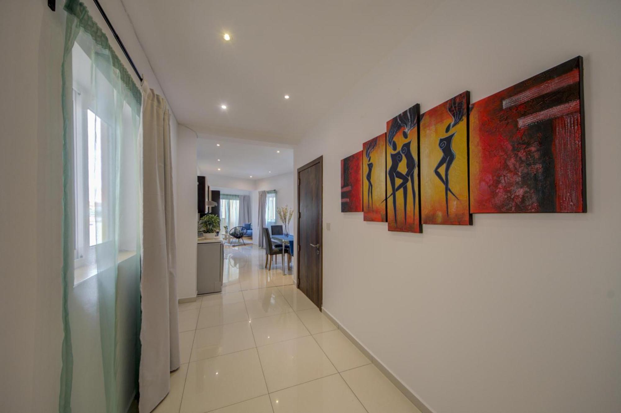 Sapphire Residences - 2 Bedroom With Views By Shortletsmalta * Sliema
