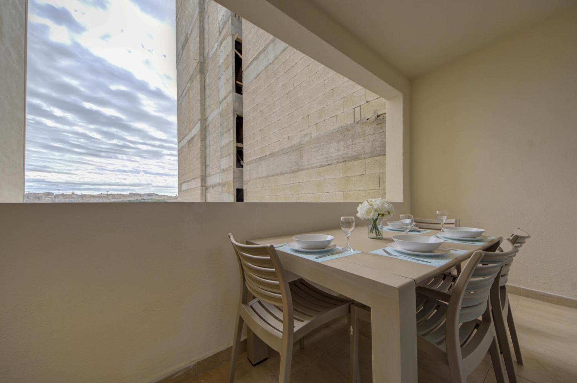 Sapphire Residences - 2 Bedroom With Views By Shortletsmalta * Sliema
