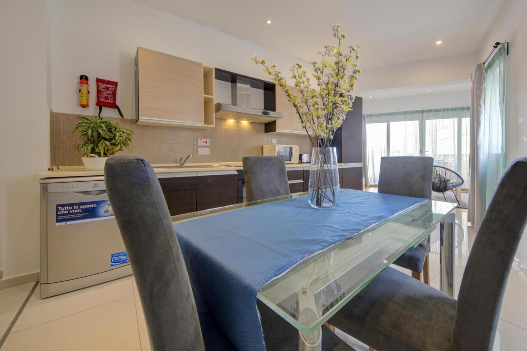 Sapphire Residences - 2 Bedroom With Views By Shortletsmalta Apartment Sliema