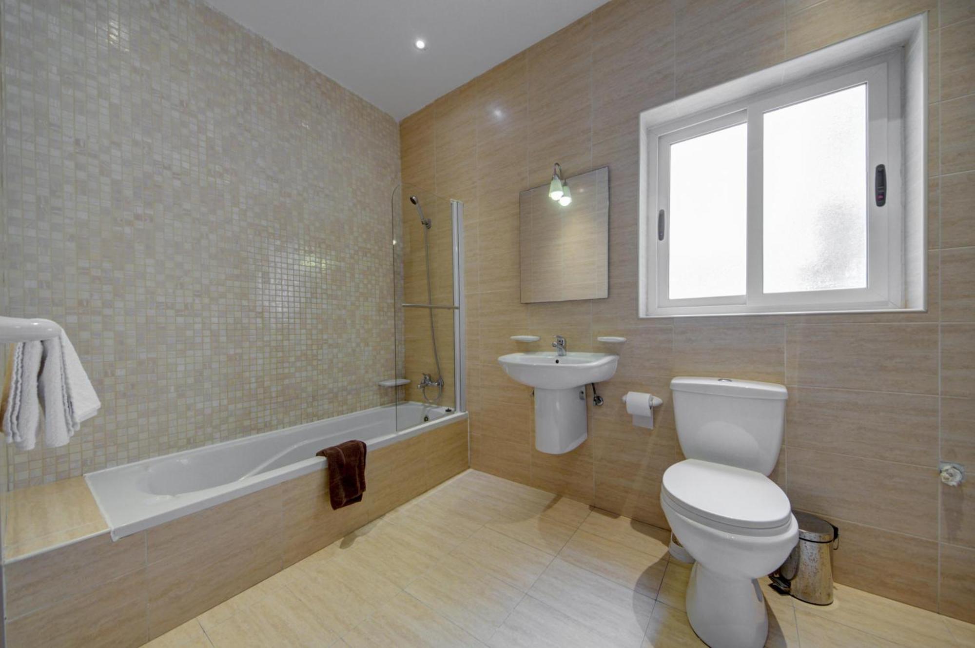 Sapphire Residences - 2 Bedroom With Views By Shortletsmalta *
