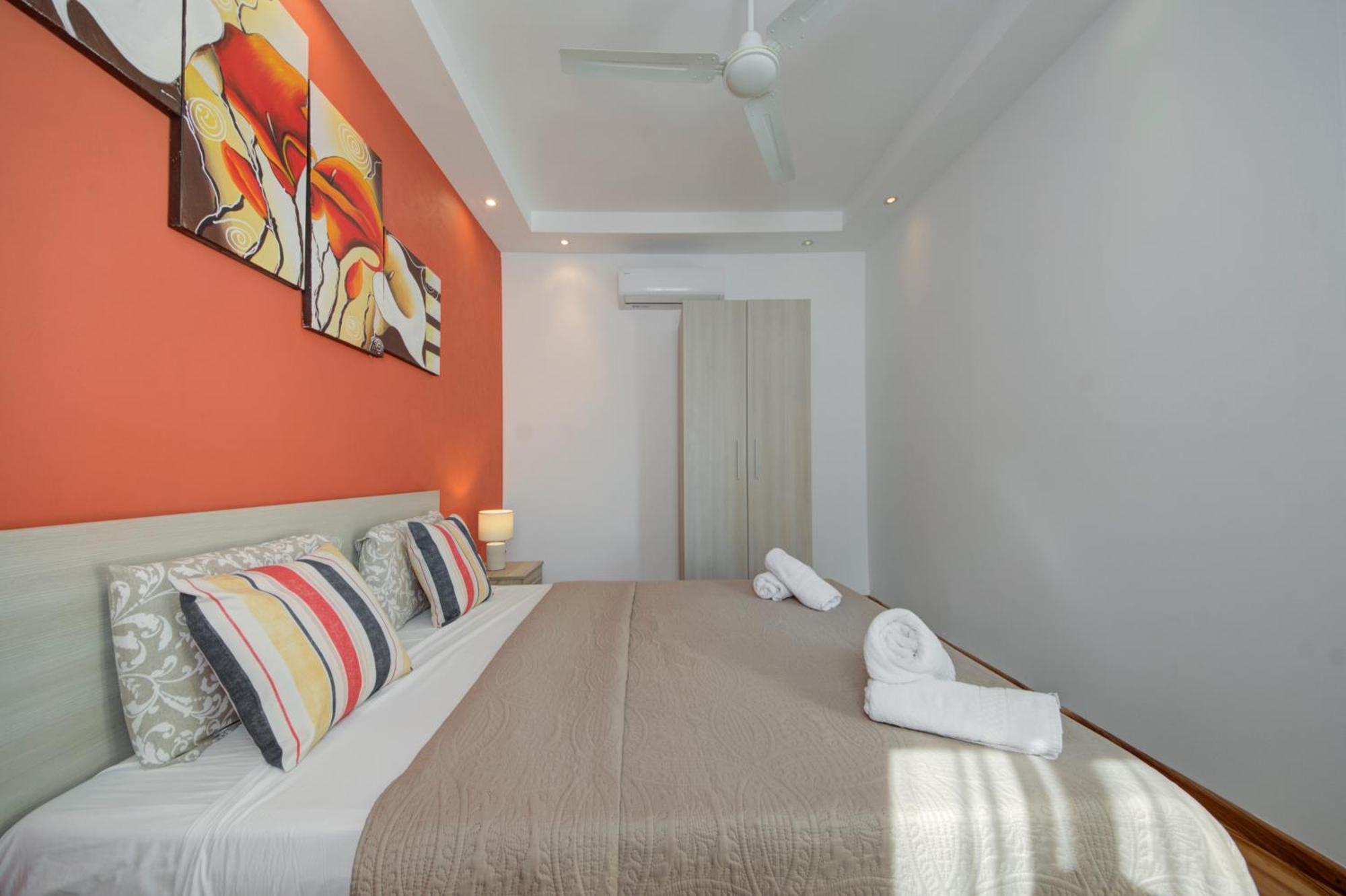Sapphire Residences - 2 Bedroom With Views By Shortletsmalta Sliema