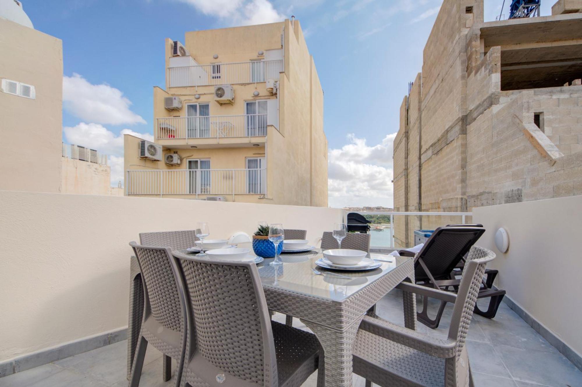 Sapphire Residences - 2 Bedroom With Views By Shortletsmalta Appartement *